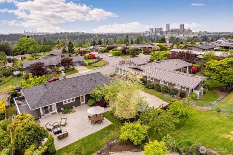 1908 122nd Avenue SE Bellevue WA 98005