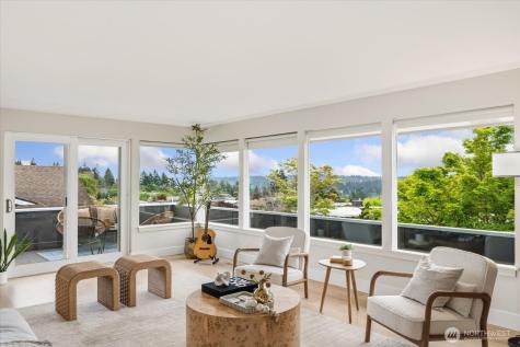 1908 122nd Avenue SE Bellevue WA 98005