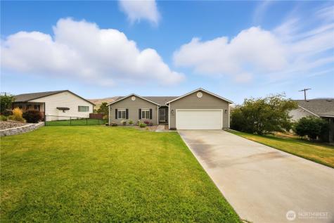 121 Pryor Drive Pateros WA 98846