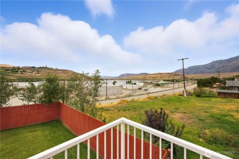 121 Pryor Drive Pateros WA 98846