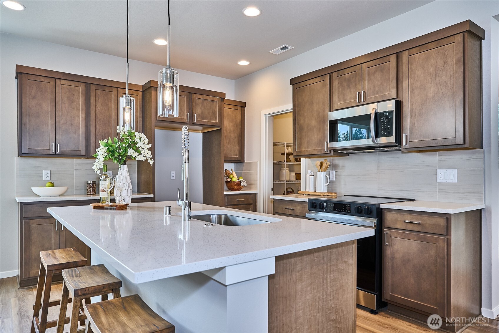 18506 SE 271st Place Covington WA 98042