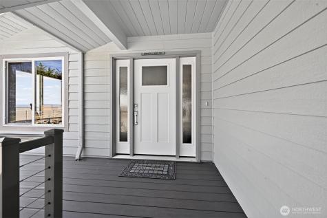 3812 Emory Trail Oak Harbor WA 98277