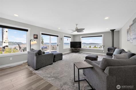 3812 Emory Trail Oak Harbor WA 98277
