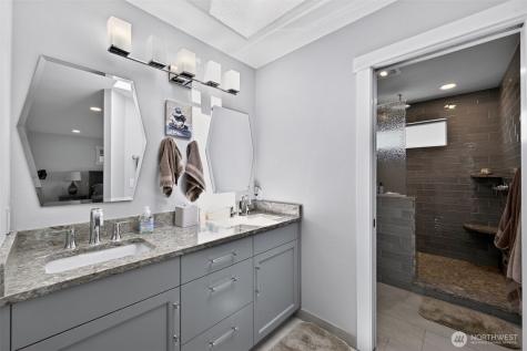 3812 Emory Trail Oak Harbor WA 98277