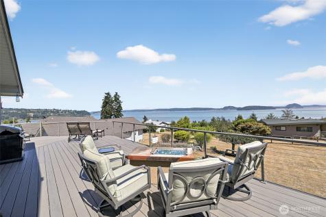 3812 Emory Trail Oak Harbor WA 98277