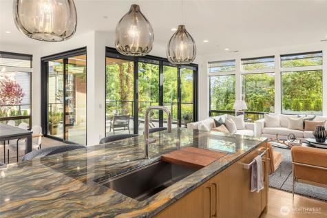 721 2nd Street S Kirkland WA 98033