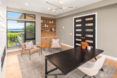 721 2nd Street S Kirkland WA 98033
