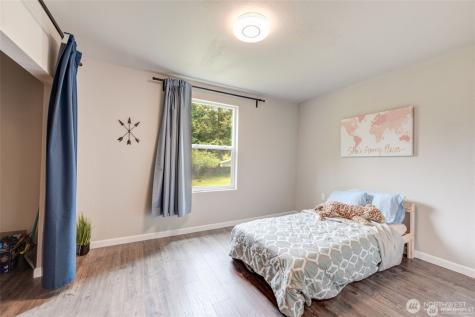 2748 El Camano Street Camano Island WA 98282