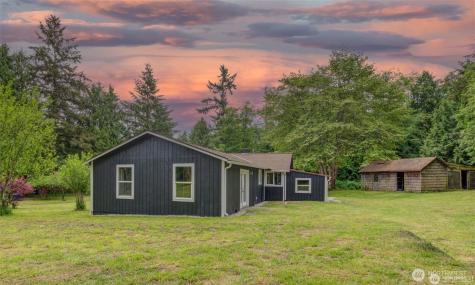 2748 El Camano Street Camano Island WA 98282