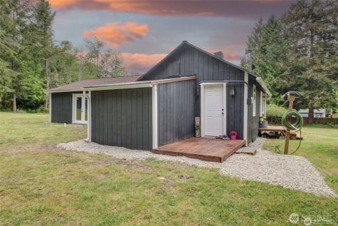 2748 El Camano Street Camano Island WA 98282