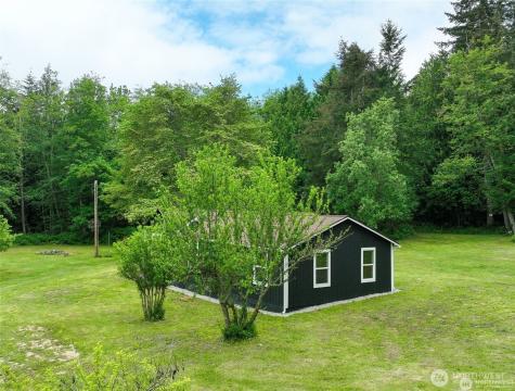 2748 El Camano Street Camano Island WA 98282