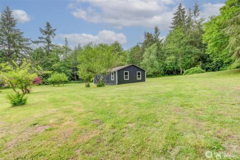 2748 El Camano Street Camano Island WA 98282