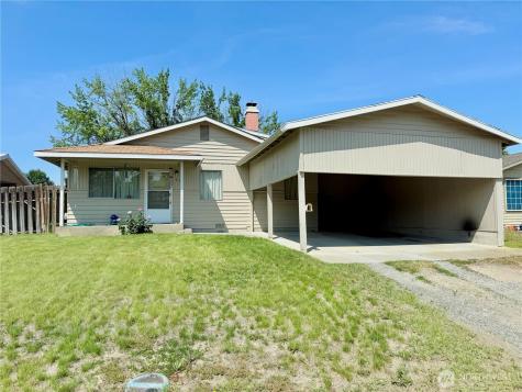 718 Ridge Place Omak WA 98841