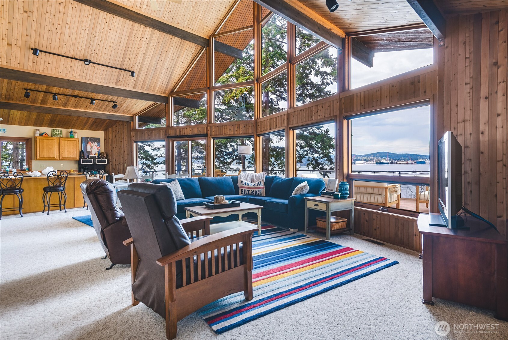 7616 Cypress Way Anacortes WA 98221