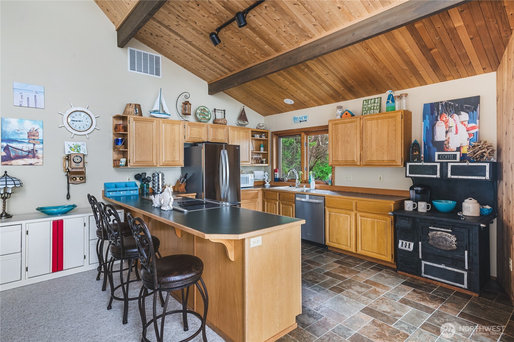7616 Cypress Way Anacortes WA 98221
