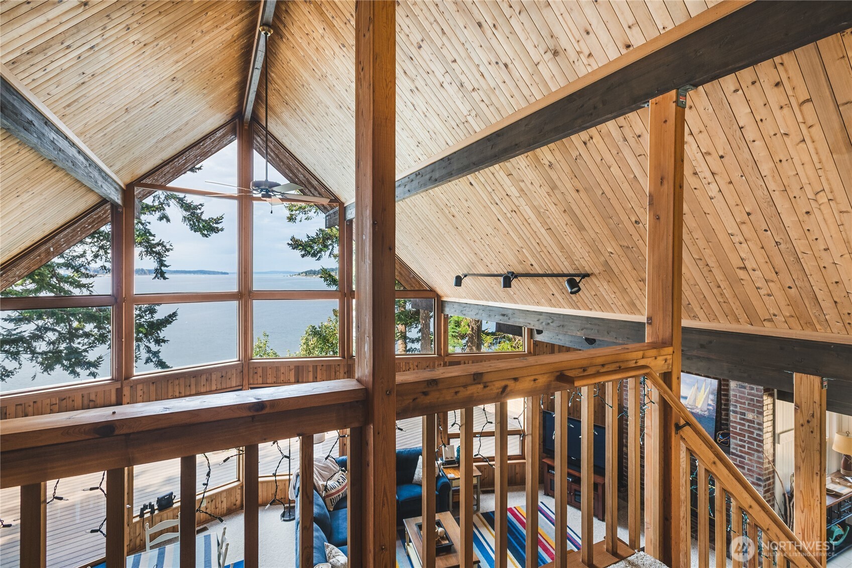 7616 Cypress Way Anacortes WA 98221