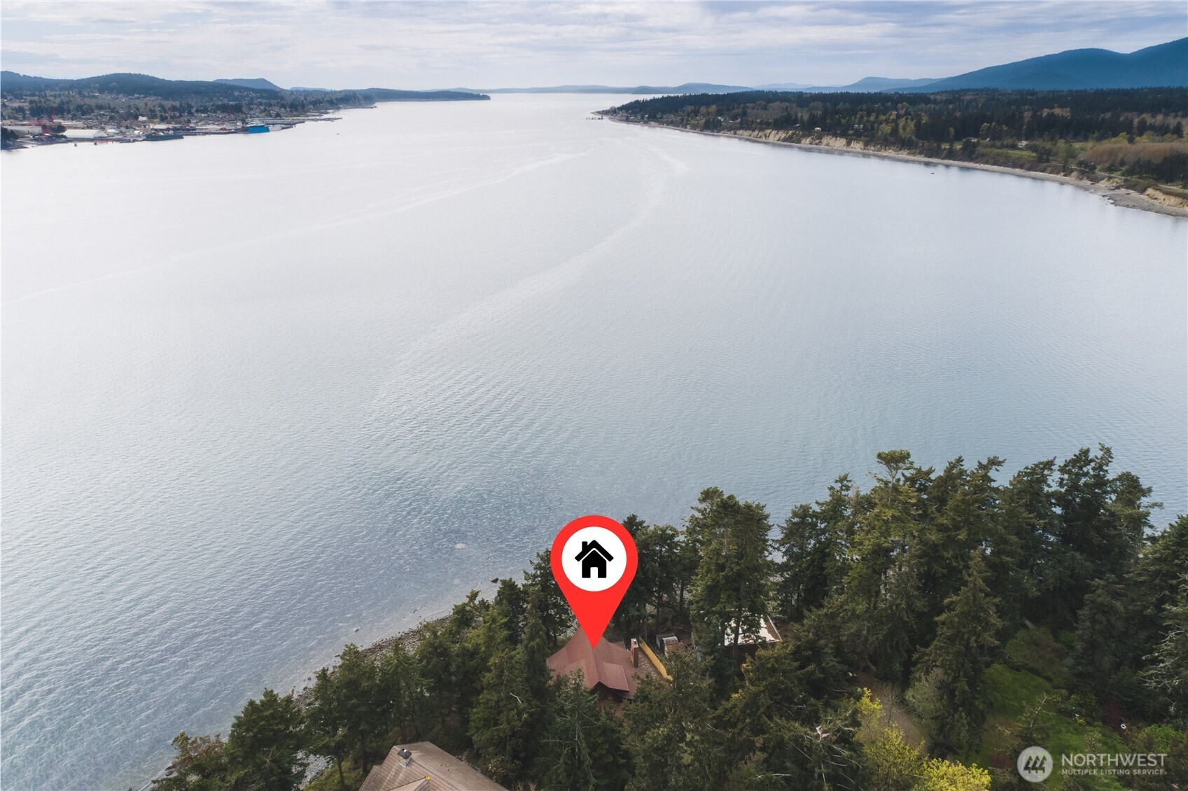 7616 Cypress Way Anacortes WA 98221