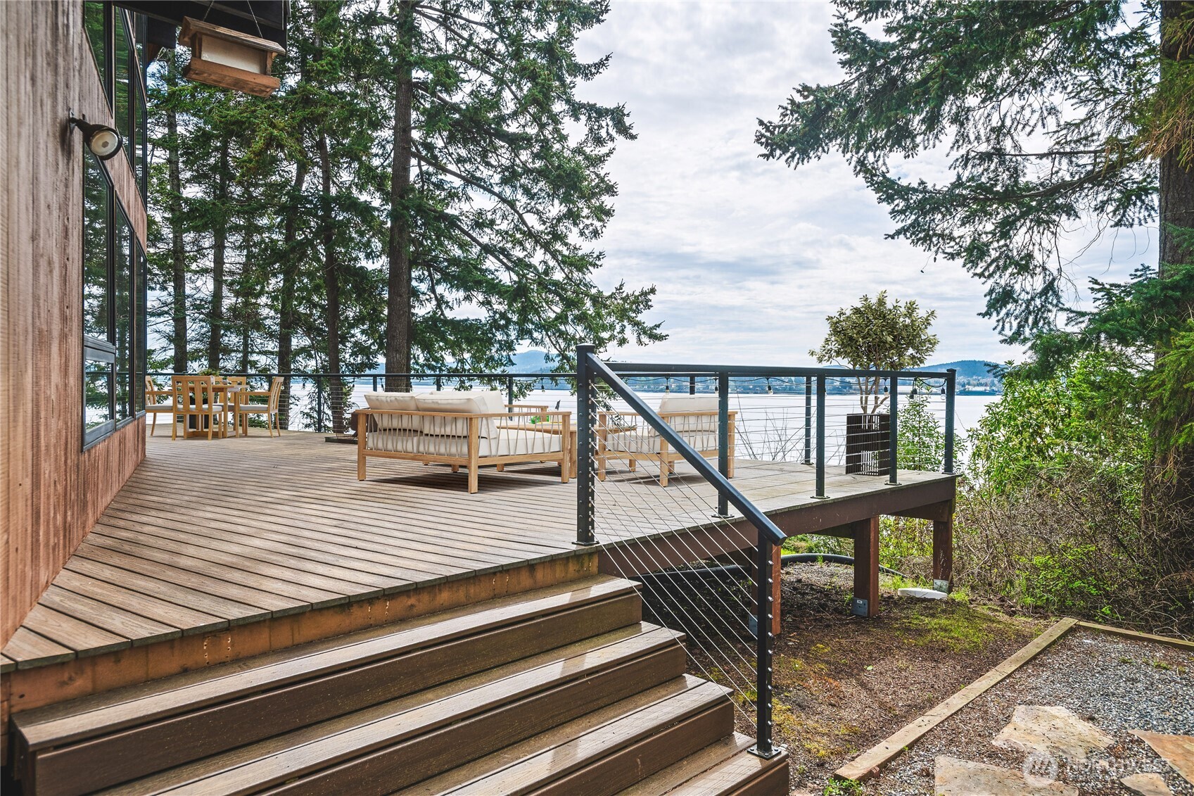 7616 Cypress Way Anacortes WA 98221