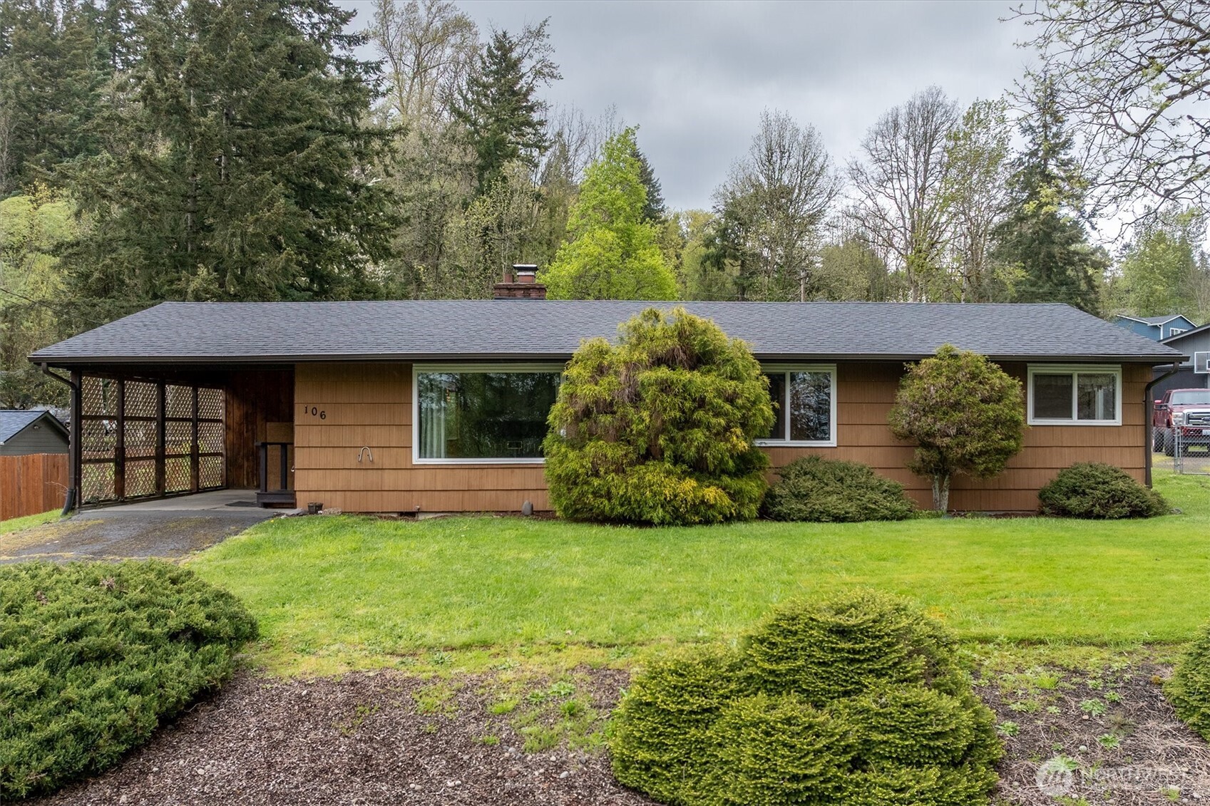 106 Lowrane Drive Kelso WA 98626
