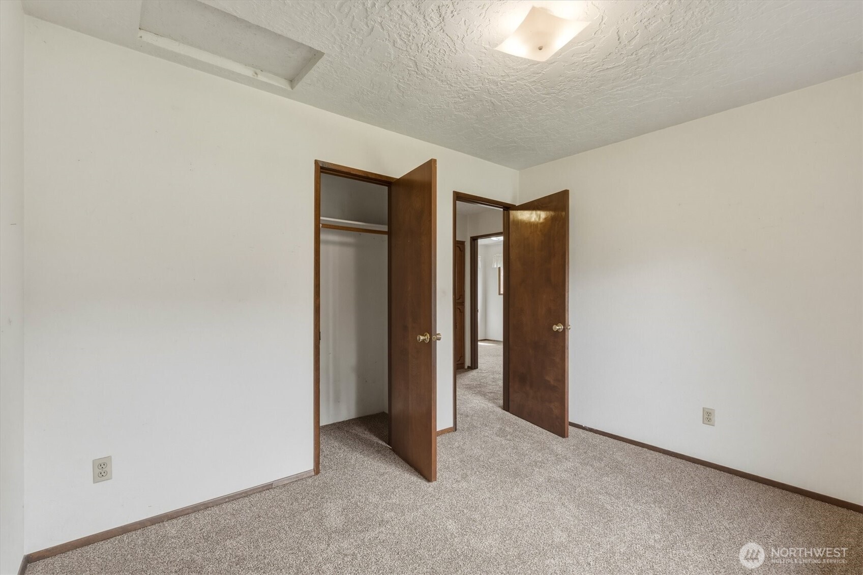 106 Lowrane Drive Kelso WA 98626