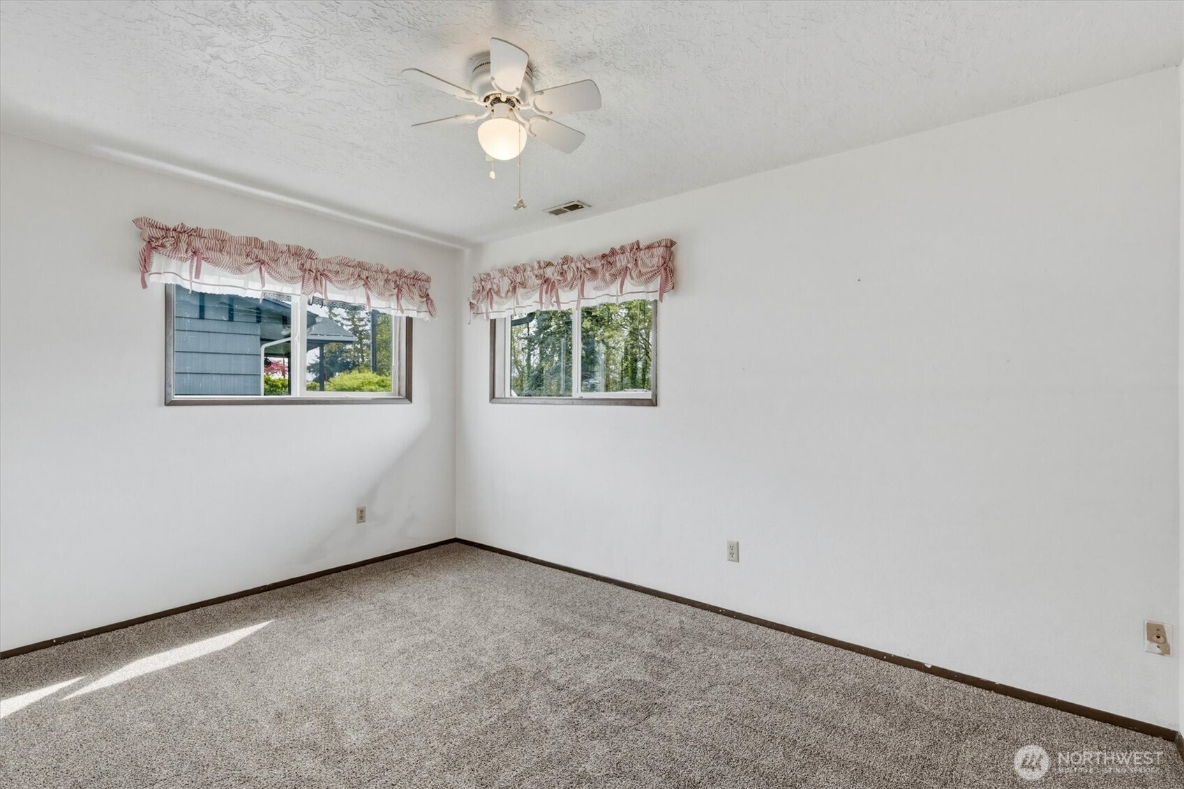 106 Lowrane Drive Kelso WA 98626