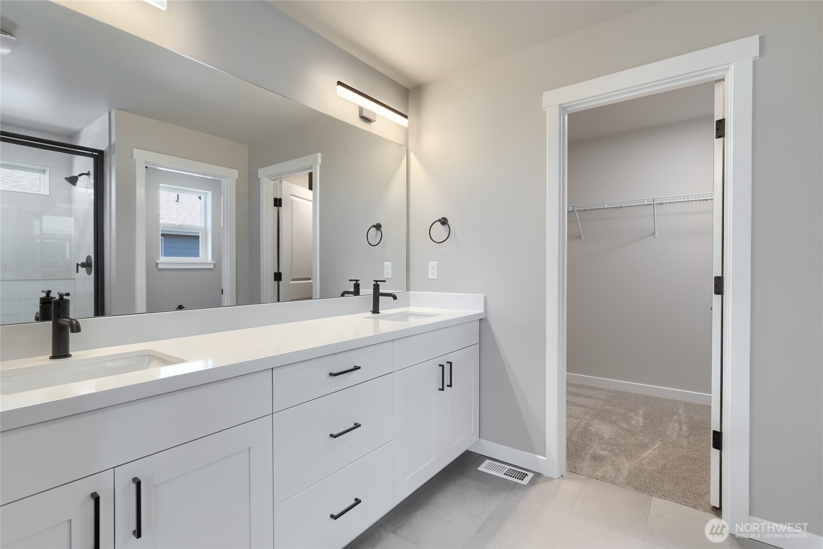2402 SW Ridgeway Drive Oak Harbor WA 98277