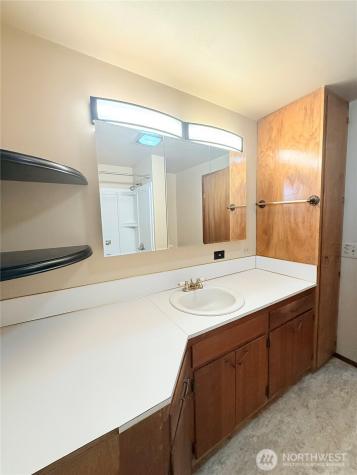 201 E Dewberry Omak WA 98841