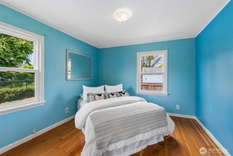 1911 13th Street Everett WA 98201