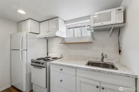 1911 13th Street Everett WA 98201