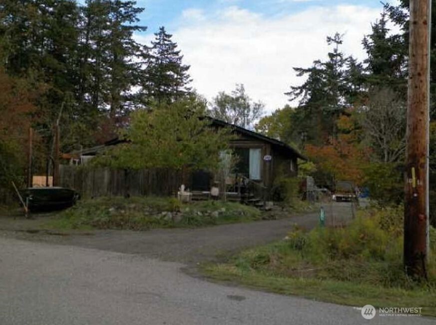 1142 Donald Avenue Oak Harbor WA 98277