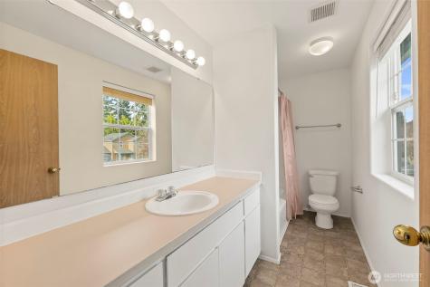 15941 Quail Meadows Court SE Yelm WA 98597