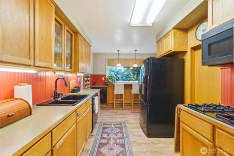 211 S 15th Street Renton WA 98055