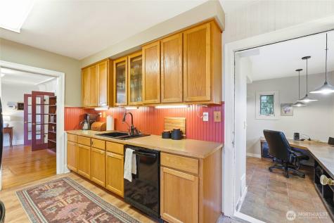 211 S 15th Street Renton WA 98055