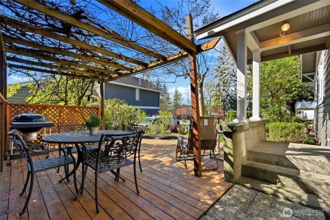 211 S 15th Street Renton WA 98055
