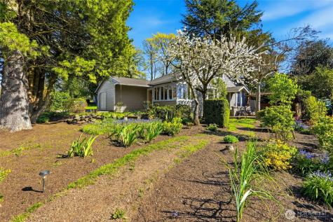 211 S 15th Street Renton WA 98055