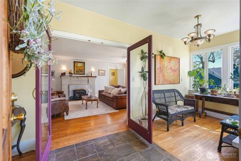 211 S 15th Street Renton WA 98055