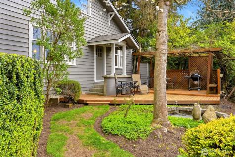 211 S 15th Street Renton WA 98055