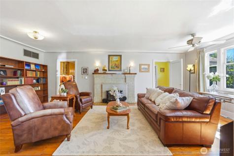 211 S 15th Street Renton WA 98055