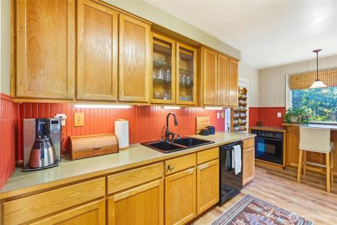 211 S 15th Street Renton WA 98055