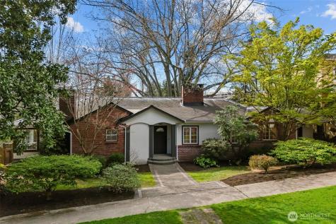 4181 42nd Avenue NE Seattle WA 98105