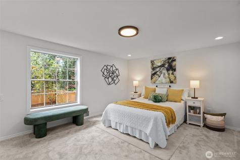 4181 42nd Avenue NE Seattle WA 98105