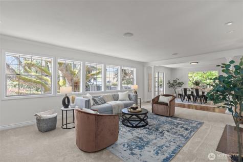 4181 42nd Avenue NE Seattle WA 98105