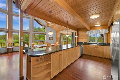 3450 Meadow Wood Lane Ferndale WA 98248
