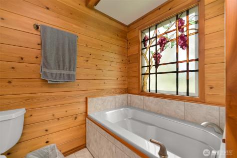3450 Meadow Wood Lane Ferndale WA 98248
