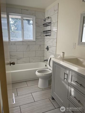 27 SW 102 Street Seattle WA 98146