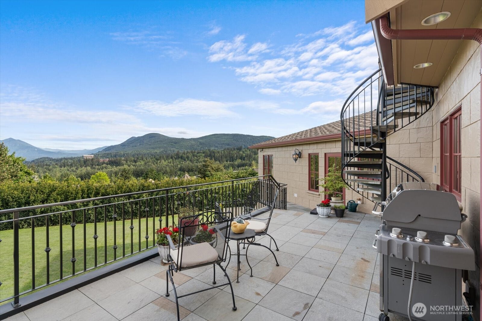 36315 SE Saint Andrews Lane Snoqualmie WA 98065