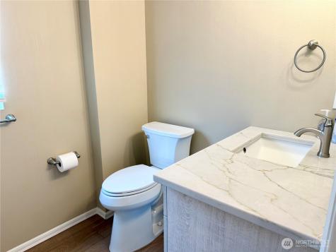 11049 18th Avenue SW Seattle WA 98146