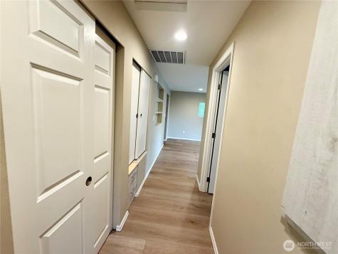 11049 18th Avenue SW Seattle WA 98146