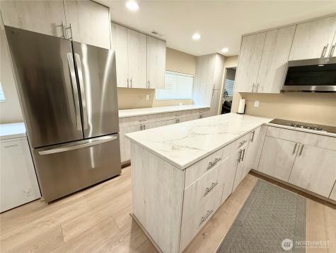 11049 18th Avenue SW Seattle WA 98146