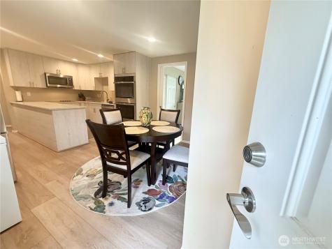 11049 18th Avenue SW Seattle WA 98146